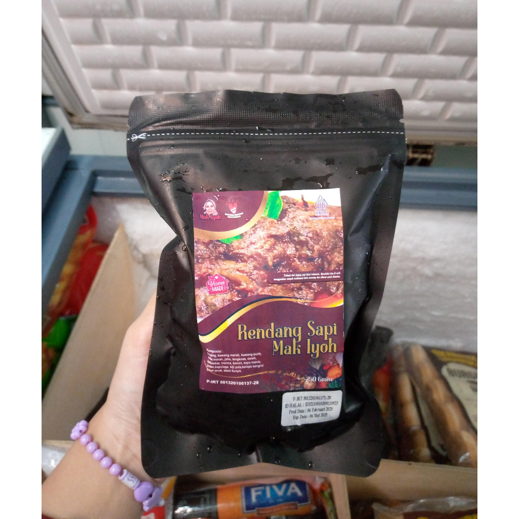 

daging rendang mak iyoh 250 gram