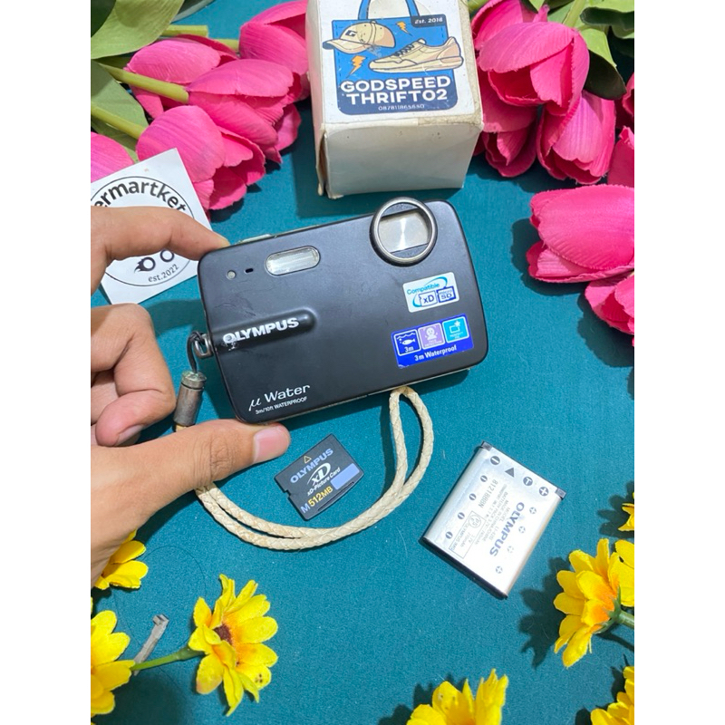 Camera Digital Olympus Stylus 550WP Black series 10.1 MegaPixels 3x Optical Zoom