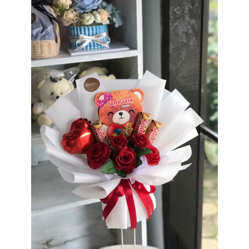 

Jafilia Buket Valentine Silverqueen Beruang
