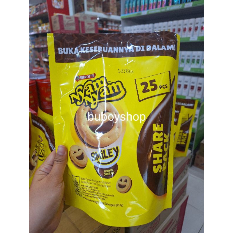 

ARNOTTS NYAM NYAM Smiley 140gr @25 bungkus kecil