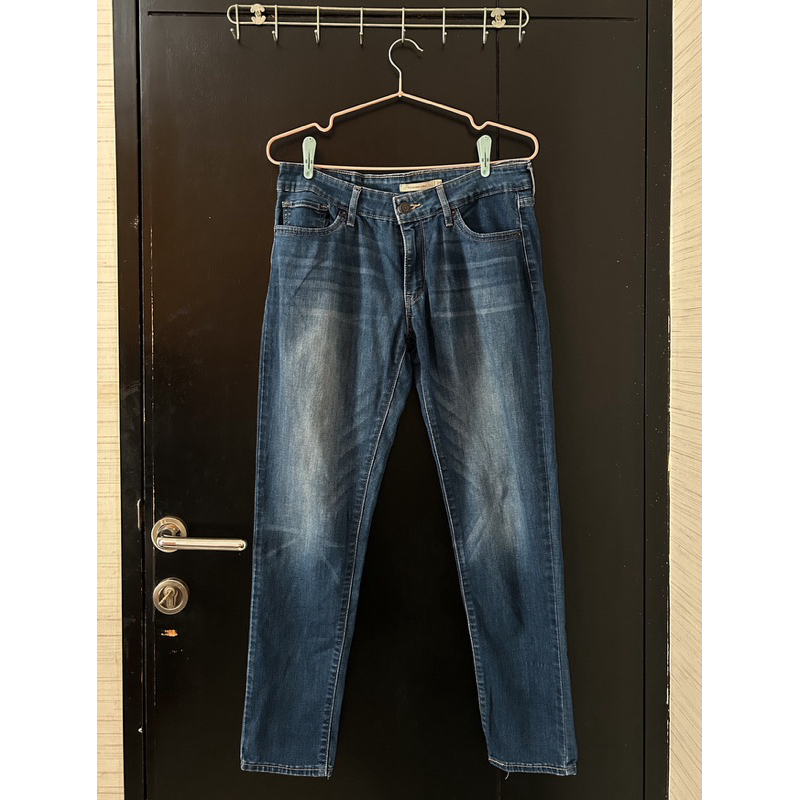 [Preloved] Skinny jeans by Levi’s 711 Size 29