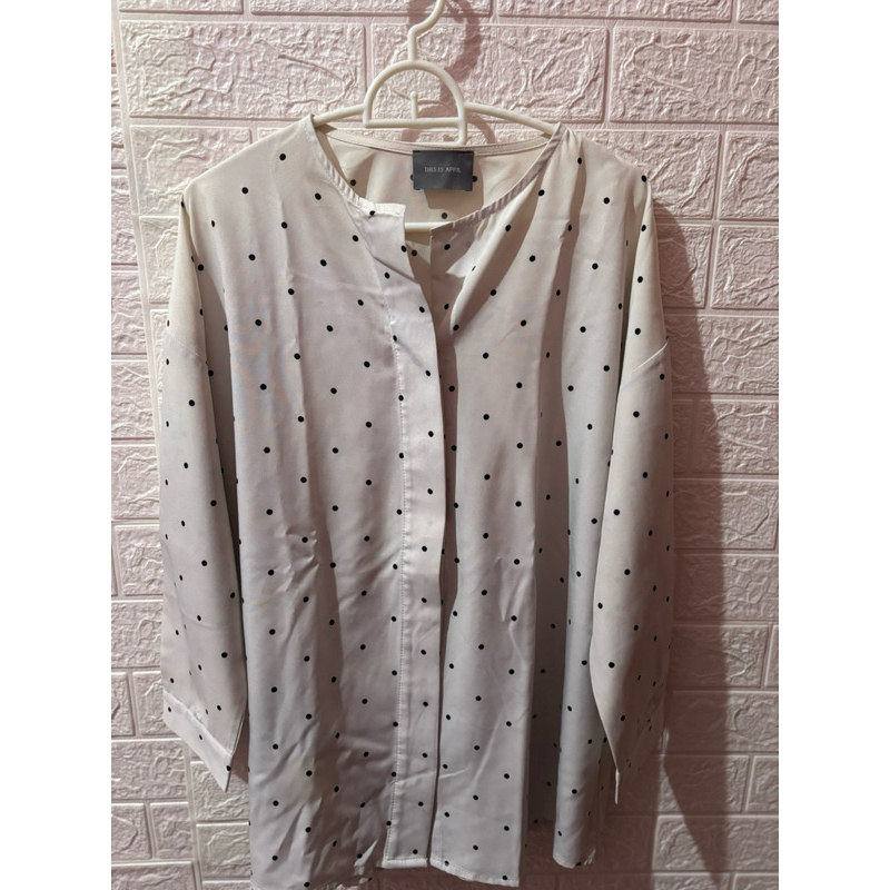 PRELOVED KEMEJA THIS IS APRIL