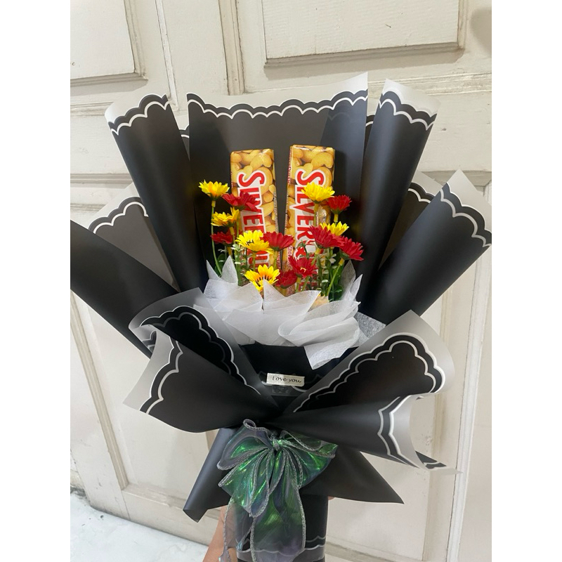 

Buket Silverqueen Valentine