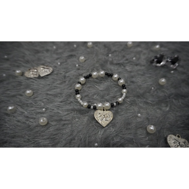 AdoreU.Crafts[Noir et Blanc Series]-Noir Bracelet handmade aksesoris manik-manik hitam putoh premium