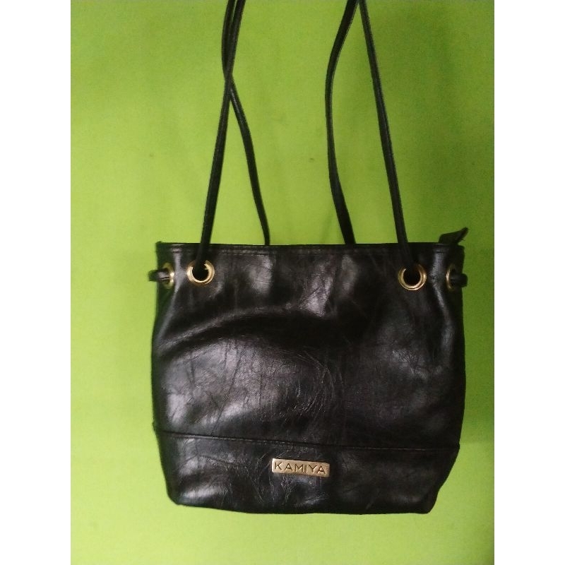 PRELOVED SLING BAG KATYA BAG (Kamiya)