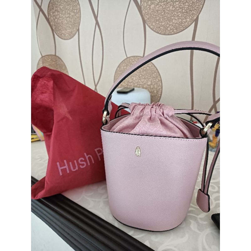 preloved tas Tangan Wanita Pink Hush puppies