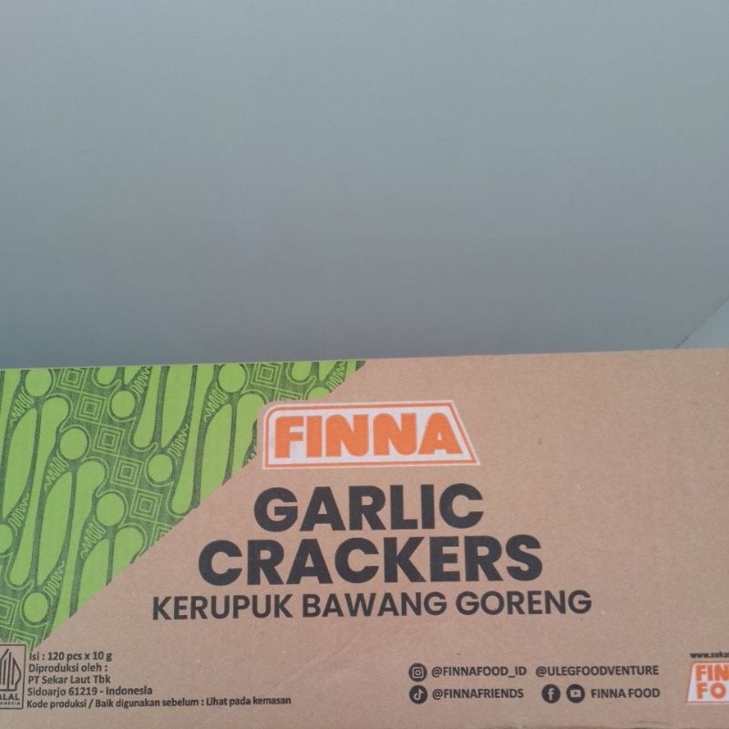 

Finna Garlic Crackers Kerupuk Bawang 10 gram