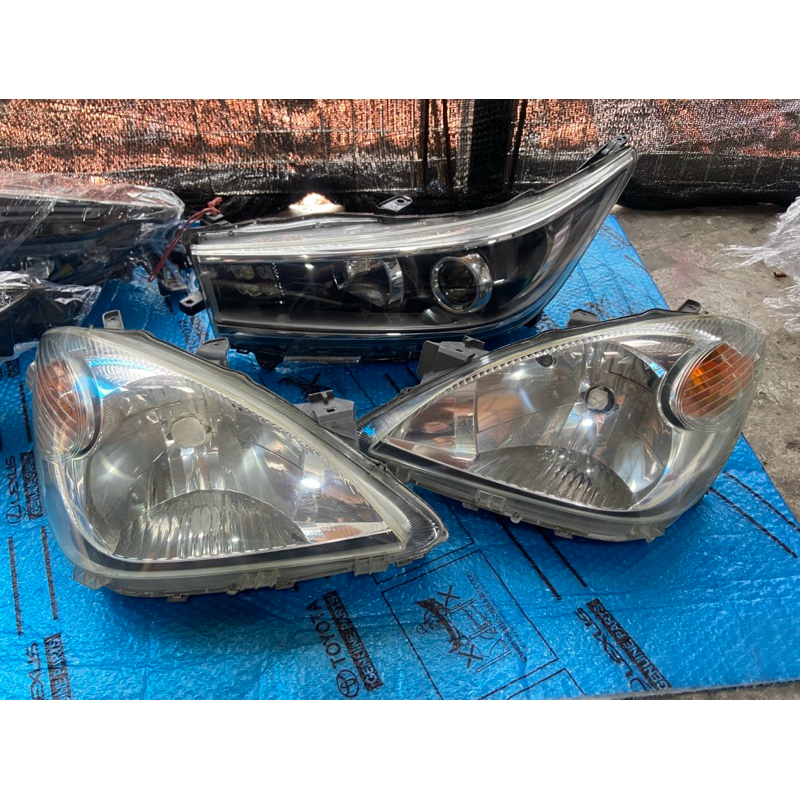 Headlamp lampu depan avanza xenia vvti 2007-2010 Sepasang Original