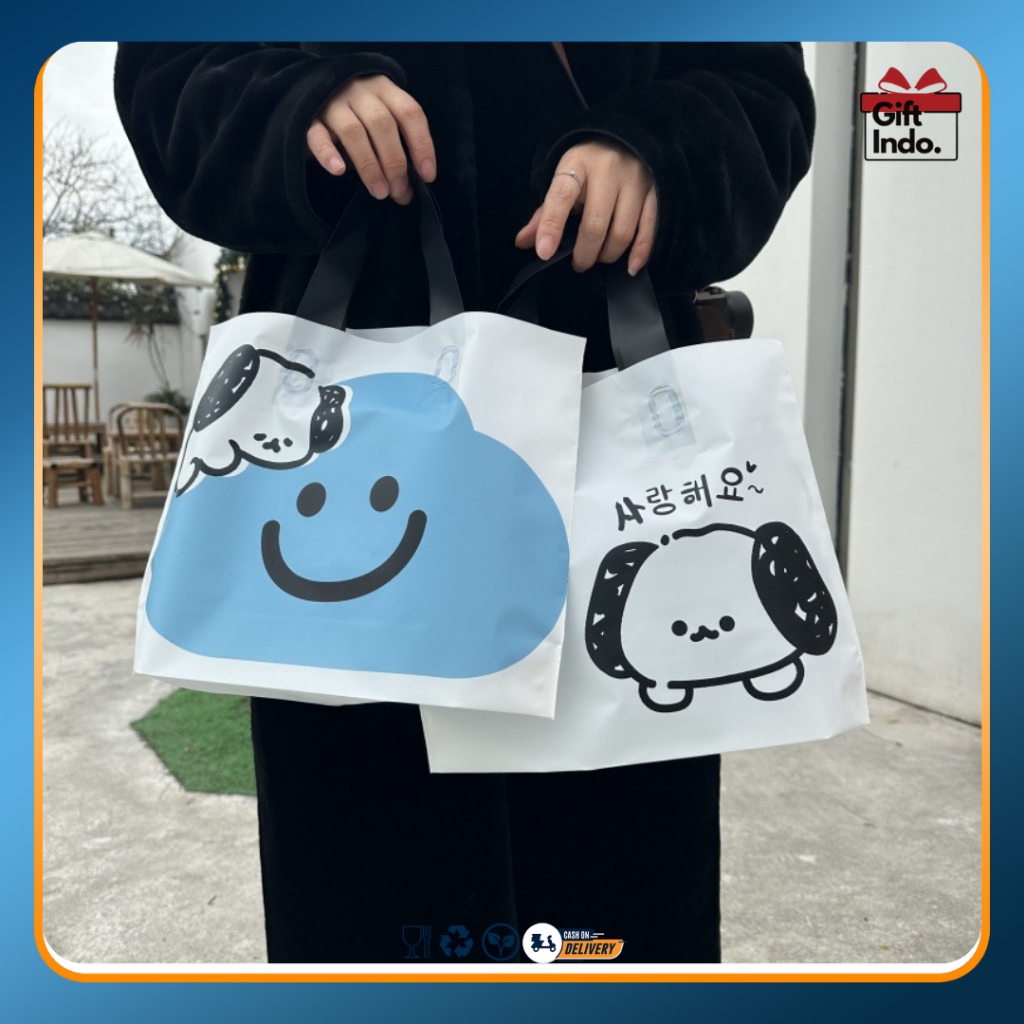 

10 pcs Tas Plastik Wadah Kresek Pembungus Serbaguna Kantong Plastik Gambar Lucu Tas Souvenir Motif Tebal