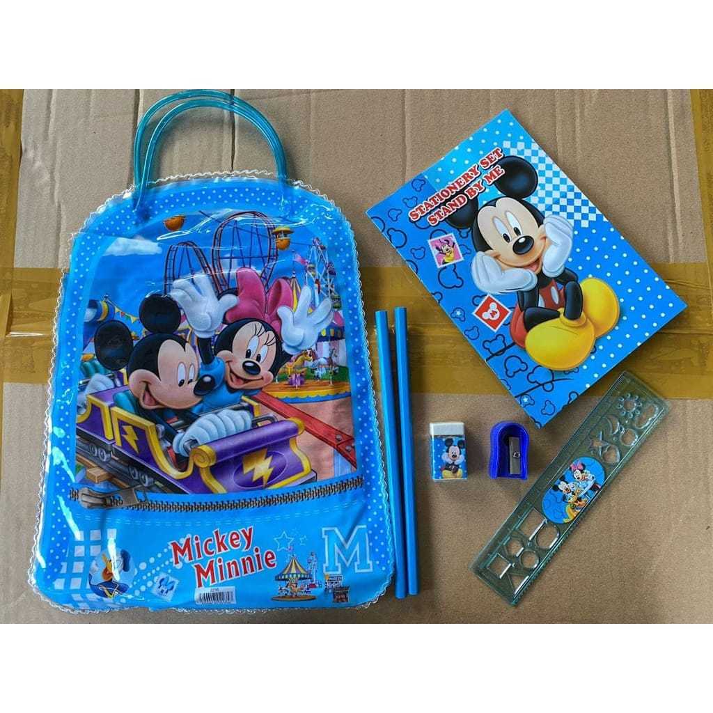 

Set alat tulis 6 in 1 / Stationary set motif karakter