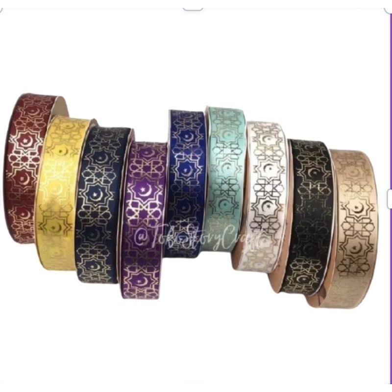 

Pita Idul Fitri Motif Batik