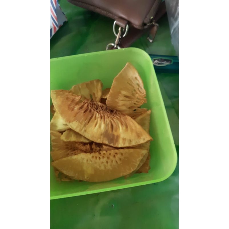 

keripik sukun original renyah enak buat santai