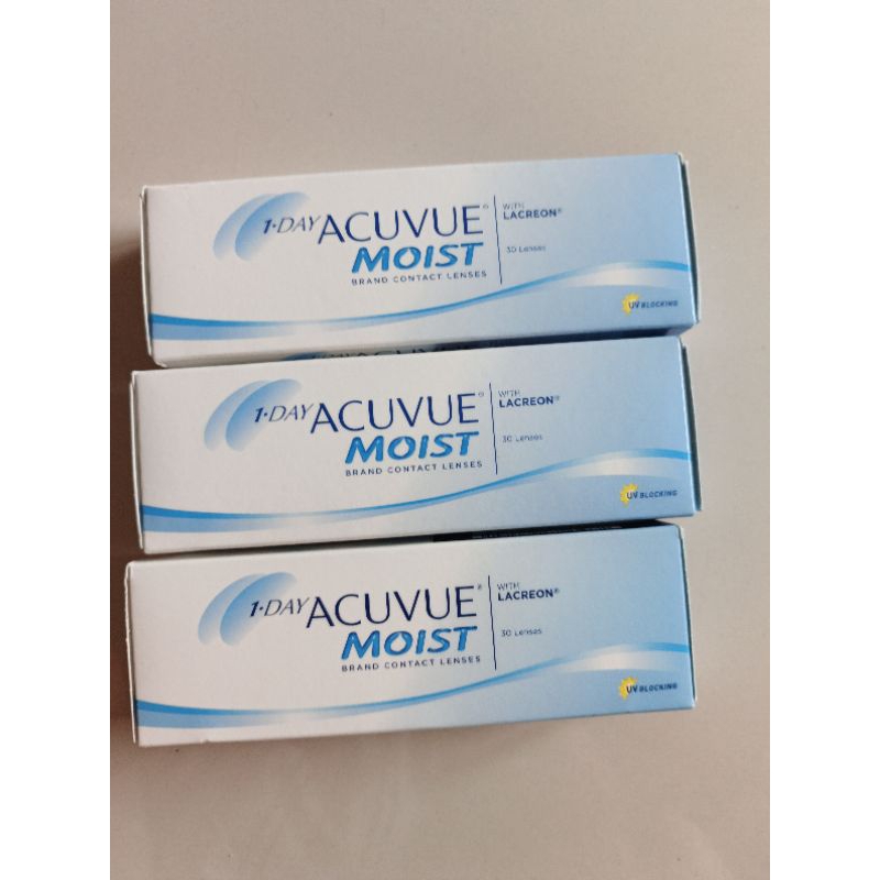 acuvue moist brand contact lenses uv blocking