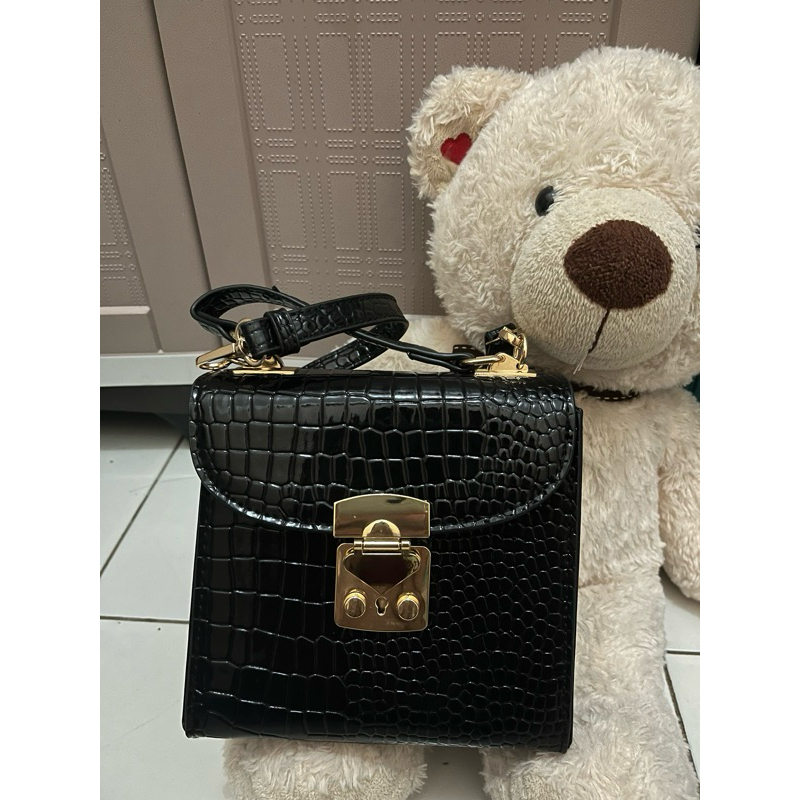 Slingbag tas ceka preloved