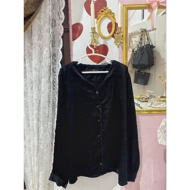 Pre♡ Kemeja Hitam Wanita Lengan Panjang RIRINCO - Black Velvet Blouse