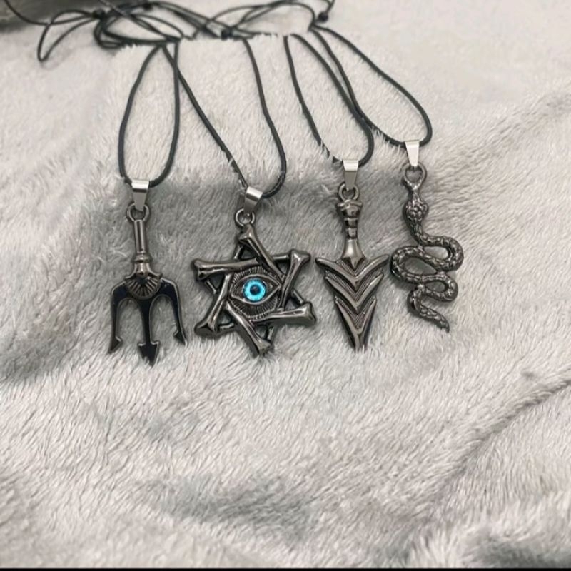 Kalung Tali Hitam Liontin Terbaru Untuk Pria Wanita Elegan