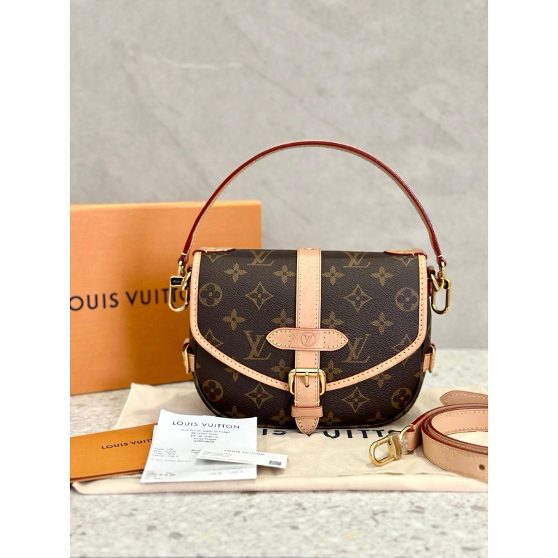 Louis Vuitton Tas Selempang Kulit AUTH PRELOVED