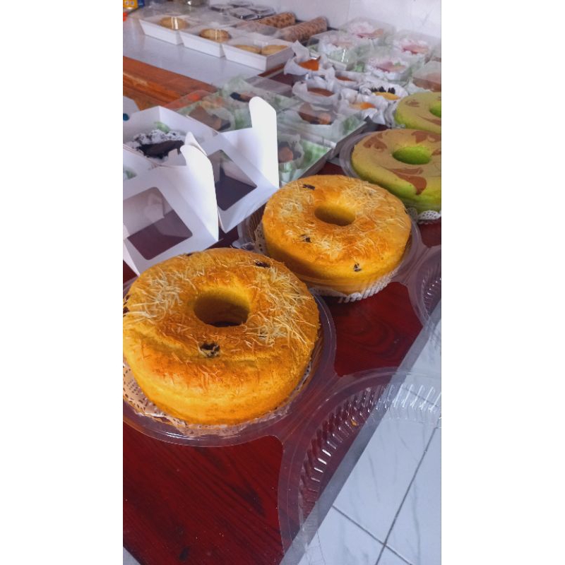 

BOLU JADUL TAPE KEJU 18CM