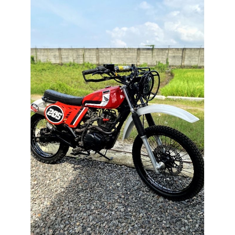 TRAIL VINTAGE MEGAPRO 2013 TINGGAL NAIK MESIN