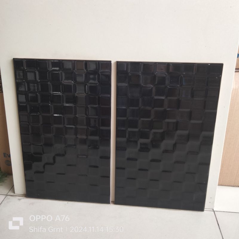 keramik dingding 25x40. Luxury Black/kia