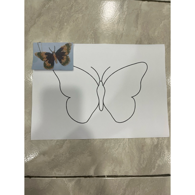 

Gambar Kupu-Kupu untuk Mozaik Biji atau Mewarnai