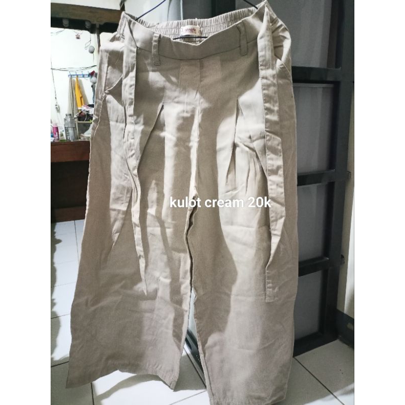 Preloved | Kulot, Rok, Tanktop, Kaos, Dress