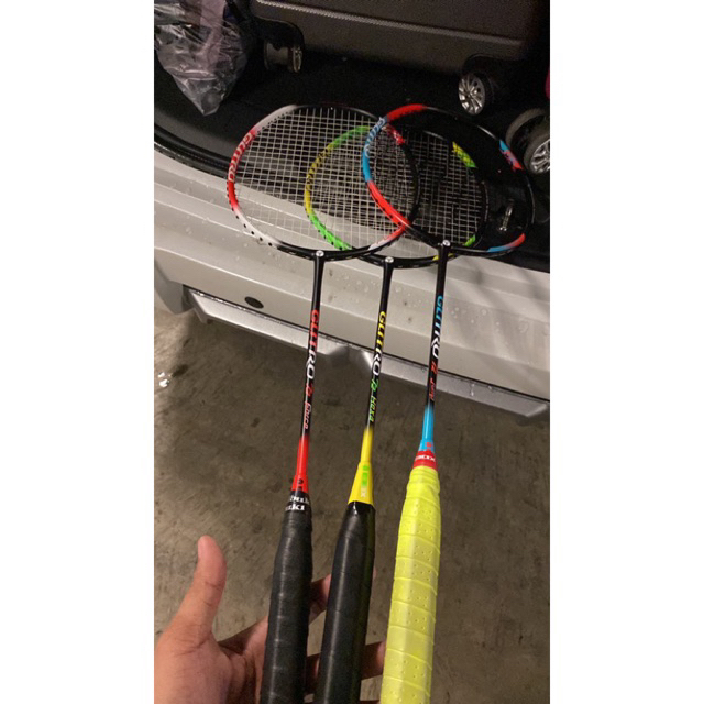 raket bulutangkis EBOX