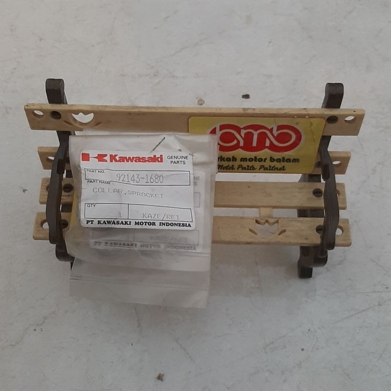 Modenas Dinamik Kawasaki Leo bushing as gear depan counter shaft bush original