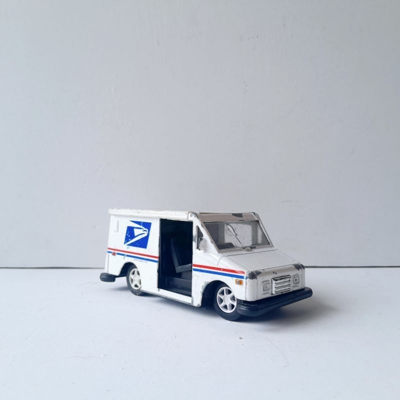 diecast miniatur mobilan northop grumann llv van 1:32 bekas junk