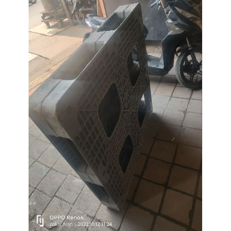 

paletplastik.singgel.deck.uk.110x110x15.cm