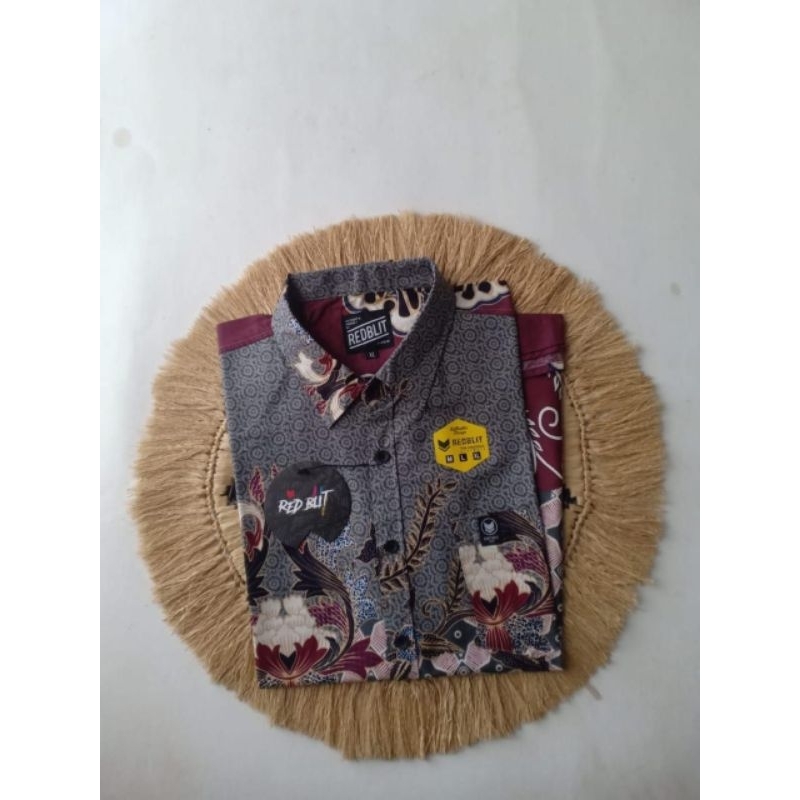 Kemeja hem pria batik lengan pendek motif 15 keren