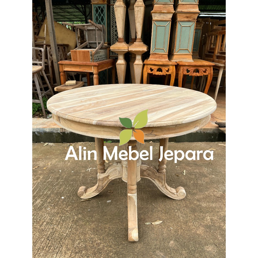 Meja makan bulat besar, Meja makan kayu Jati