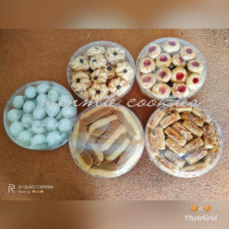 

Aneka Cookies Lebaran Nastar, Kastengel, Sagu Keju
