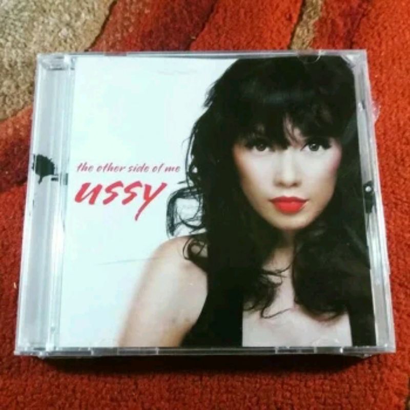 CD Ussy - The Other Side Of Me ... Ussy Sulistiawaty