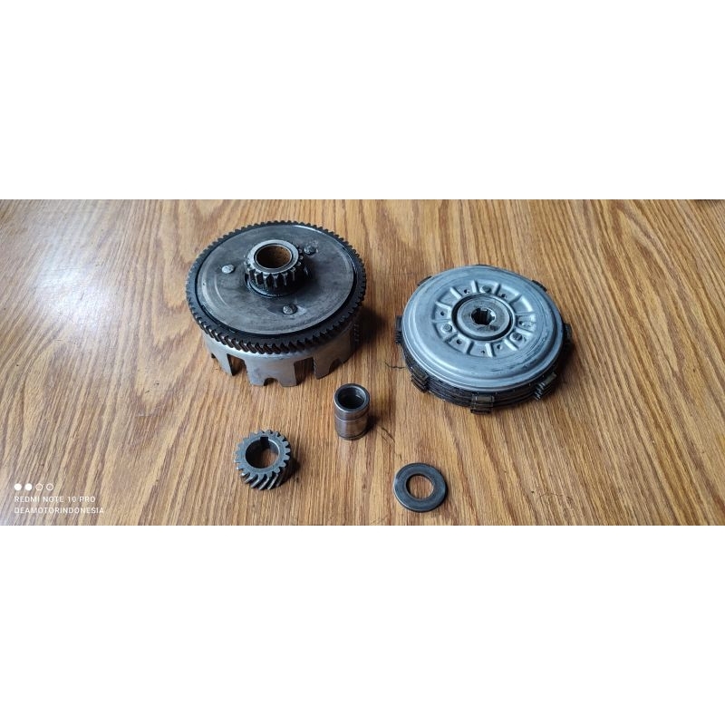 Hos kopling /rumah kopling/Yamaha l2super original/kampas kopling