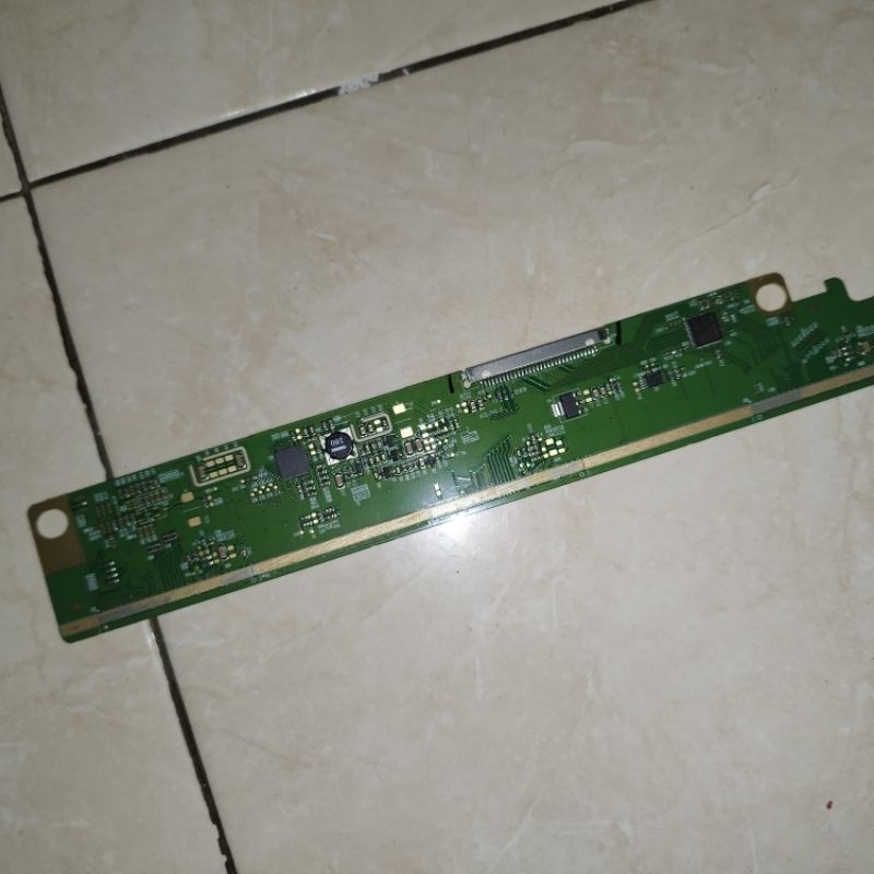 TCON monitor LG 20M38H