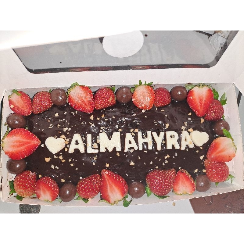 

Brownies Birthday Cake Small/Brownies ulang tahun/Kue Ultah/Kue Cokelat/Hampers