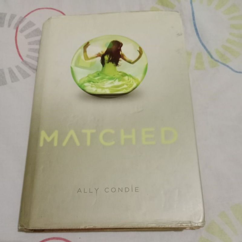 Novel Bahasa Inggris Matched by Ally Condie