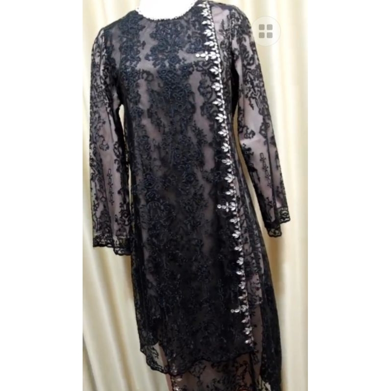 Carla Tunik by Almahyralooks