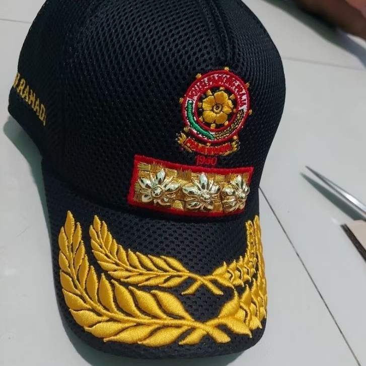 TOPI POL PP 4B DUA RAI