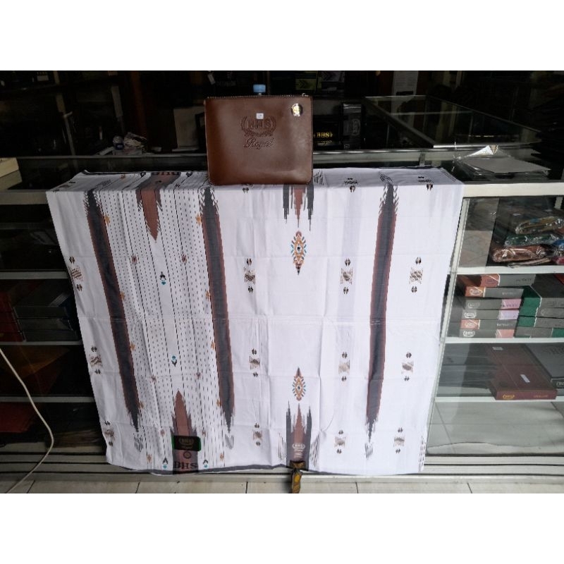 Sarung BHS ROYAL GOLD SGF -PUTIH-W8