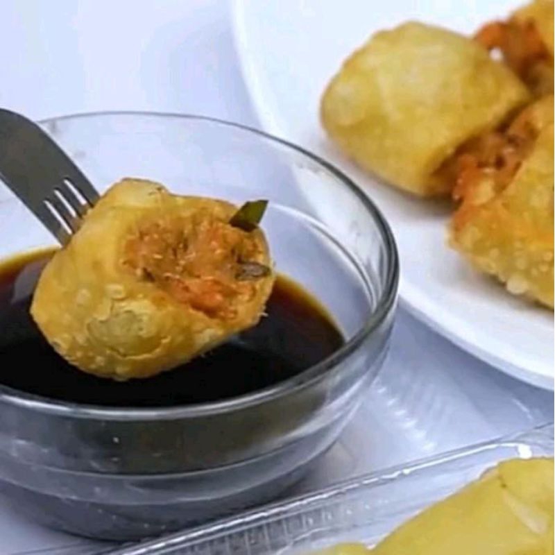 

Gohyong Ayam dengan Bumbu & Cabe Rawit, Gurih Pedas & Segar - Food - Selai, Daging, Siap, Rempah, Kuah, Goreng, Camilan, Lezat, Cabai.