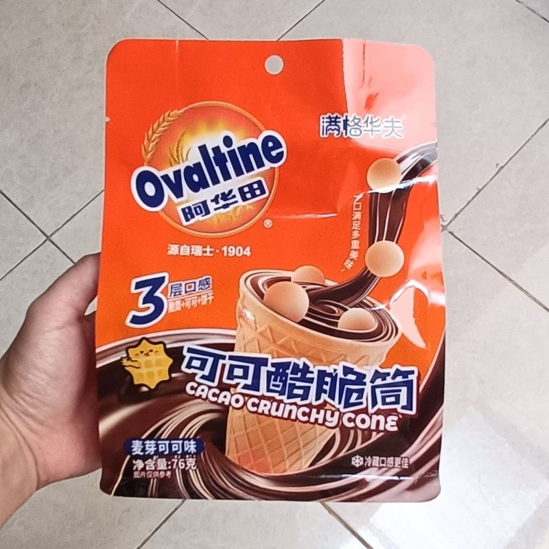 

OVALTINE marshmallow chocolate filling/cacao crunchy cone/choco malt sandwich cracker