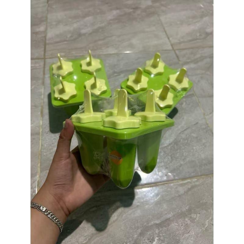 Cetakan Es Krim Karakter