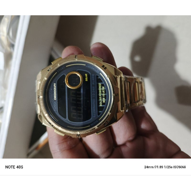 Jam Tangan Pria Solar Powered - Full Gold