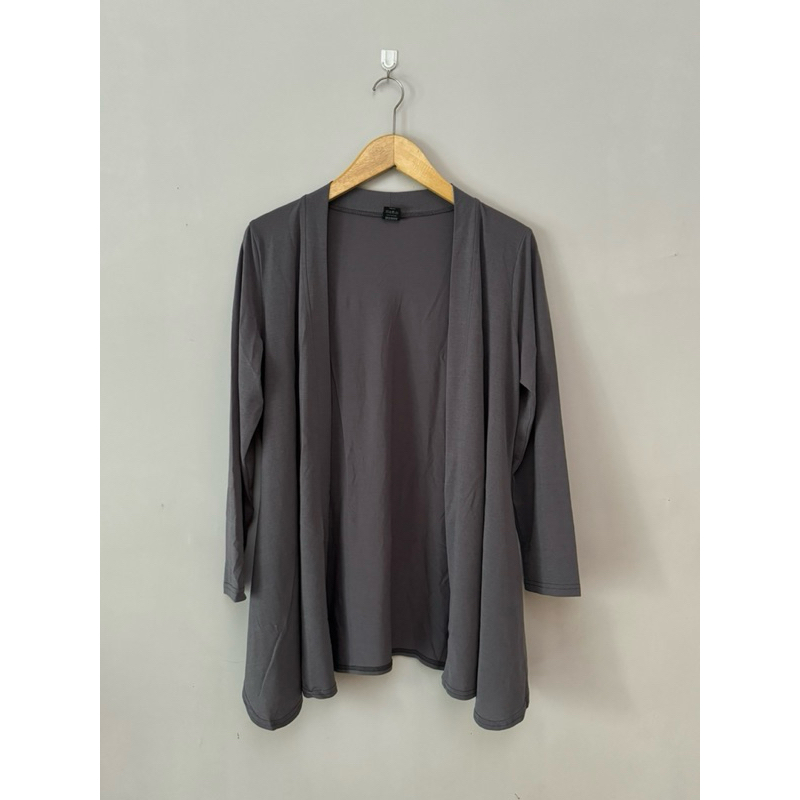 Preloved/Thrift Outer Abu-Abu/Grey Korean Style