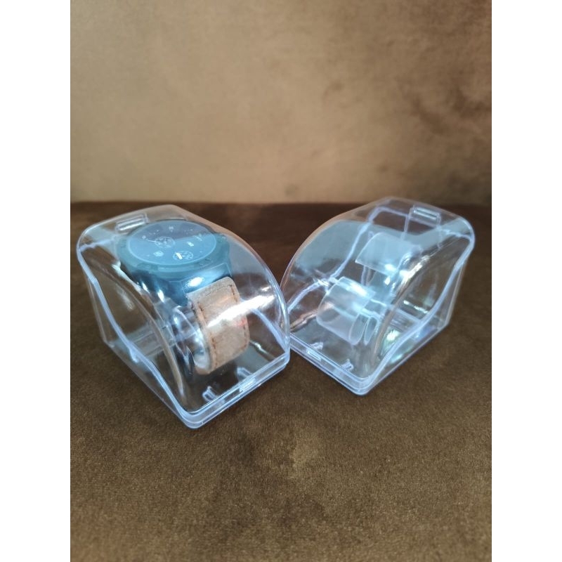 KOTAK PAJANGAN JAM TANGAN OVAL BENING / YL