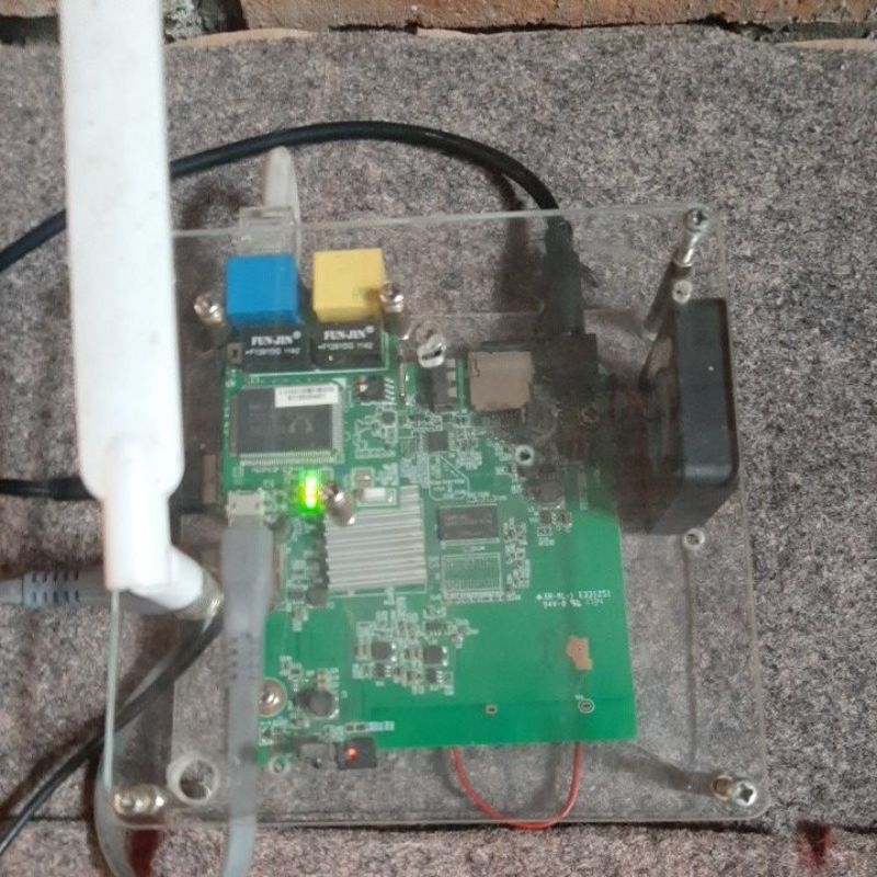 PAKET STB OPENWRT B860H ,, Tinggal pakai