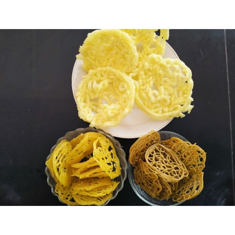 

kerupuk mie kuning mekar mentah 1 kg