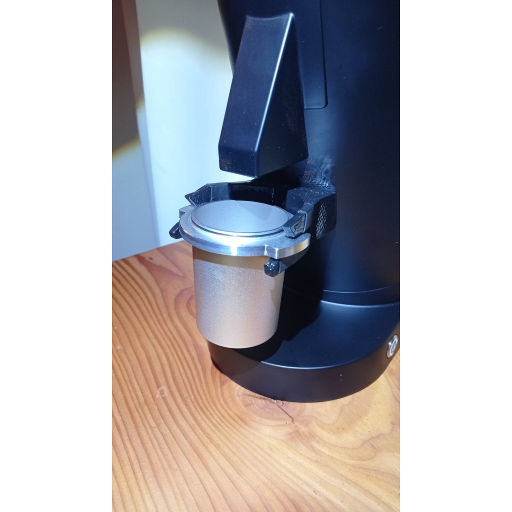 DF83 Aksesoris Portafilter & Dosing Cup Holder Coffee Grinder Aksesoris - Z3D